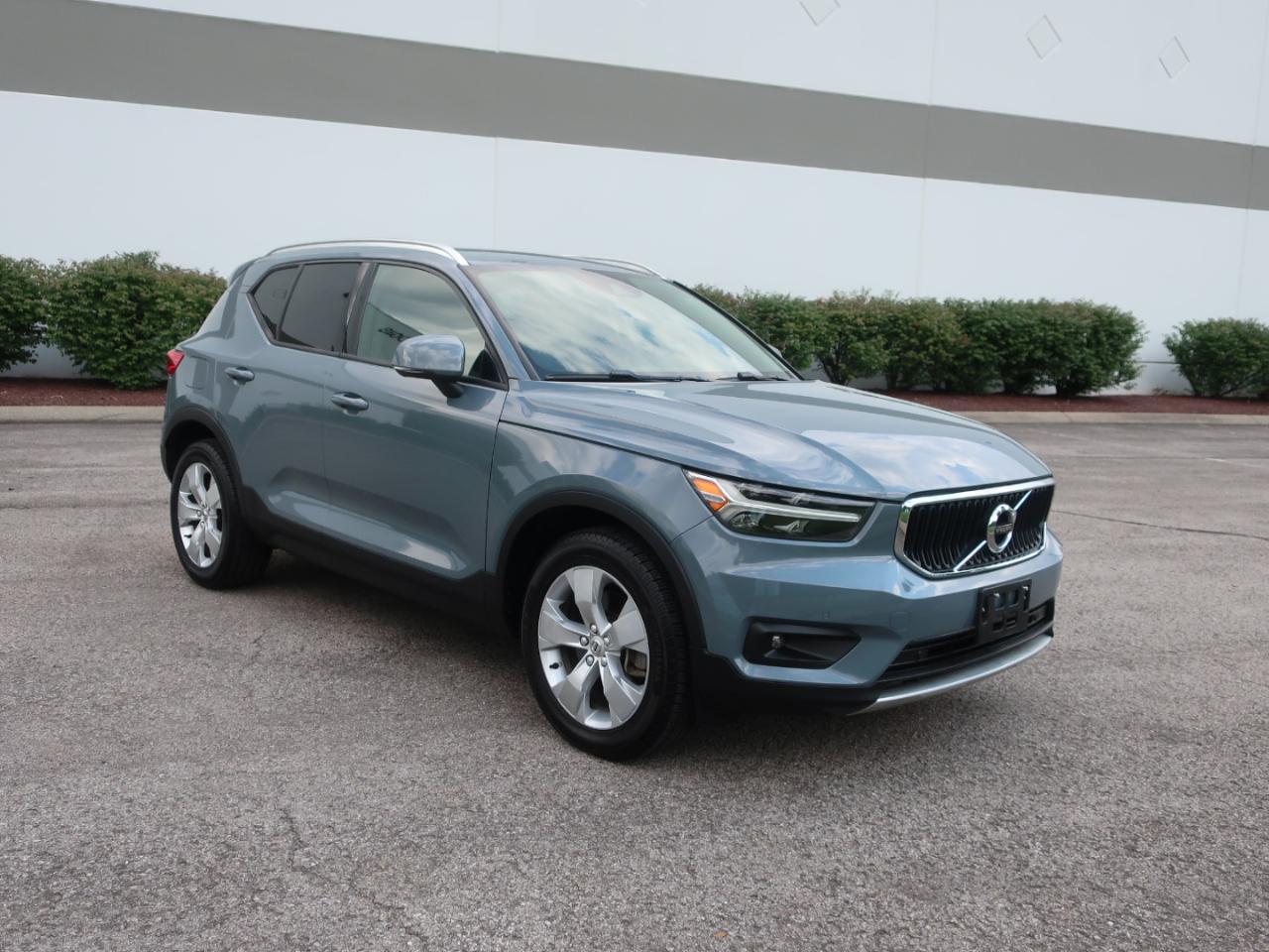 Volvo XC40 T5 Momentum AWD 2022