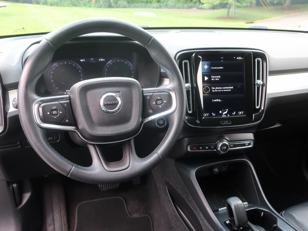 Volvo XC40 T5 Momentum AWD 2022