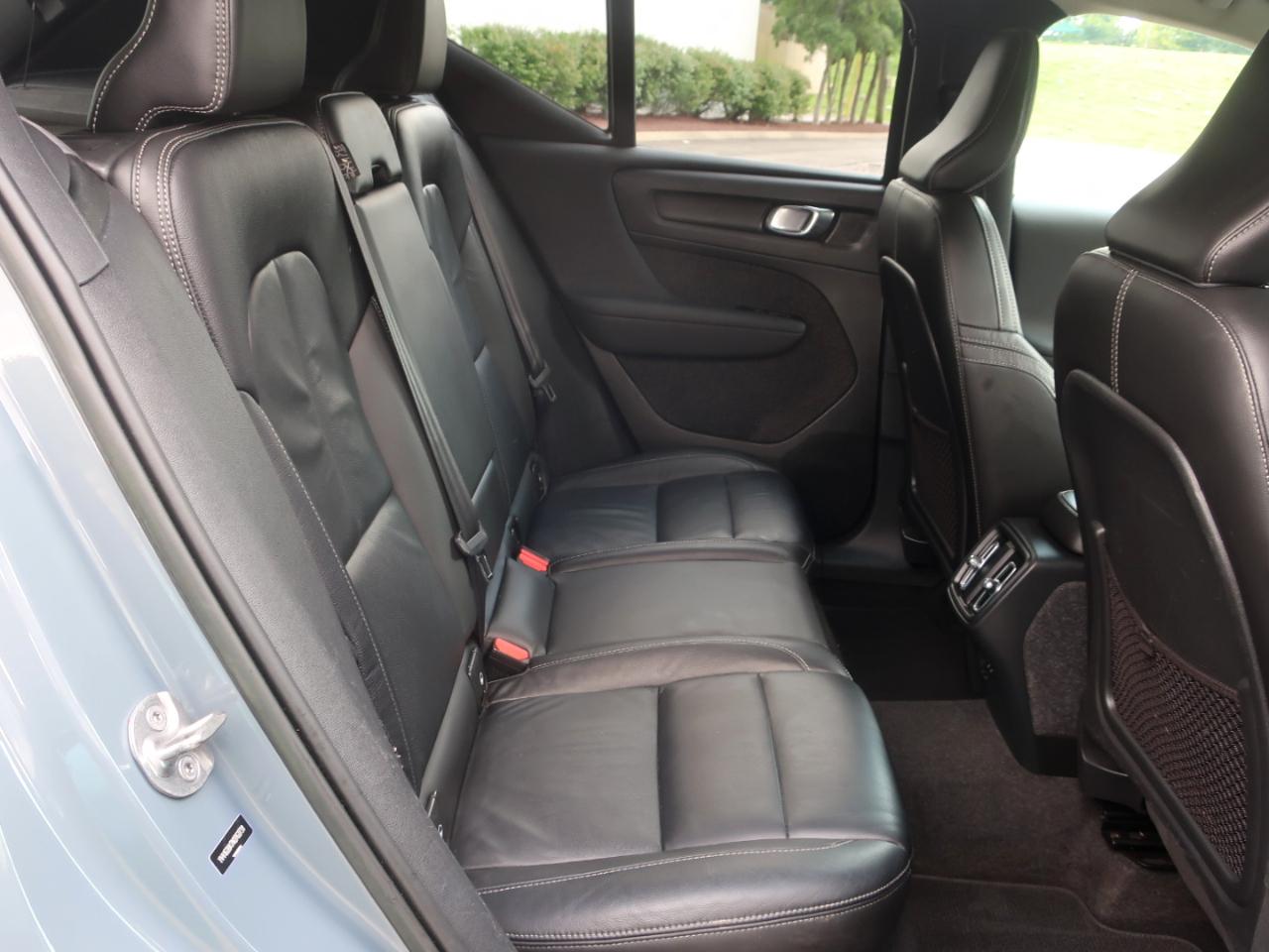 Volvo XC40 T5 Momentum AWD 2022