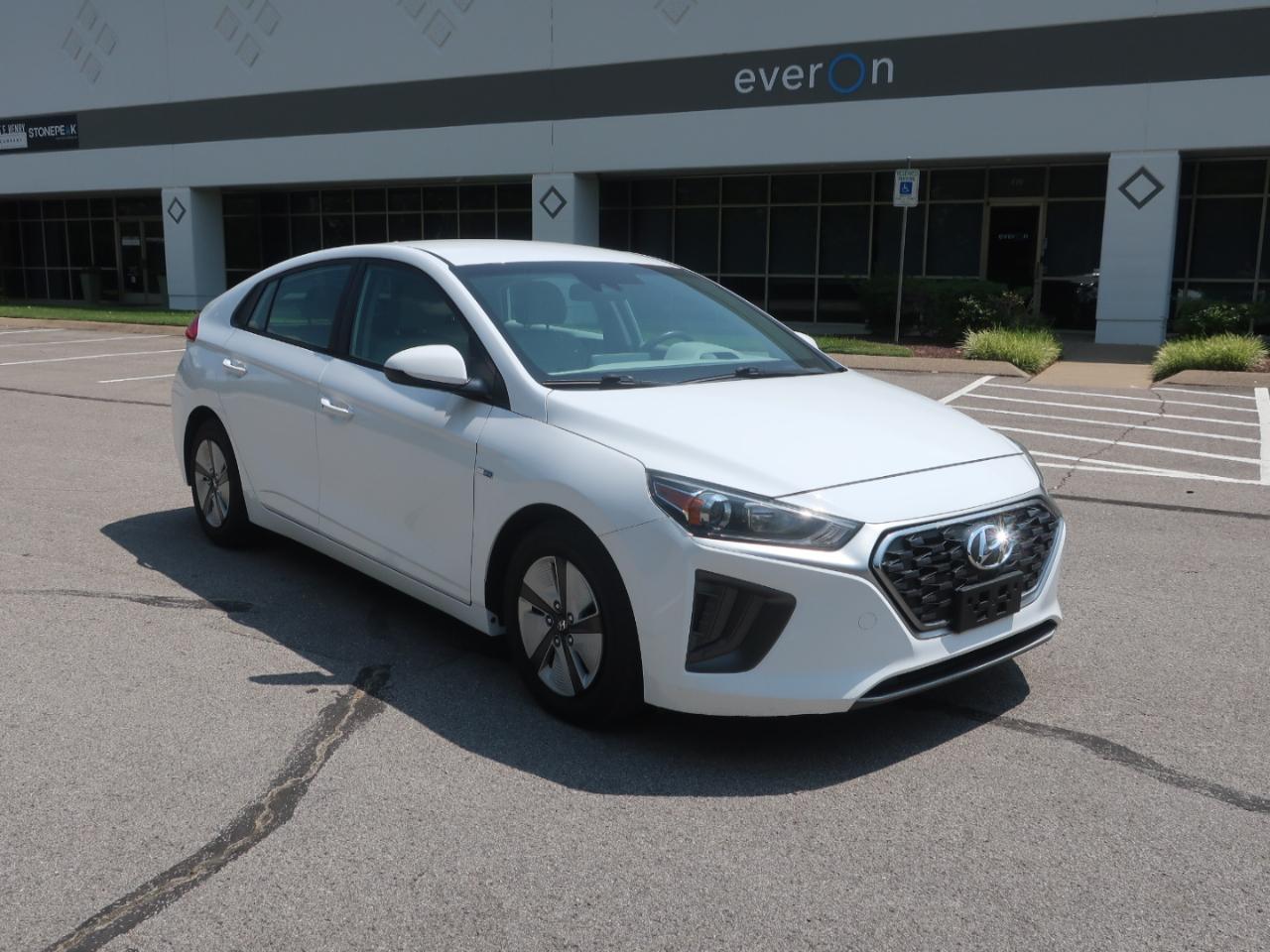 Hyundai Ioniq Hybrid Blue 2020