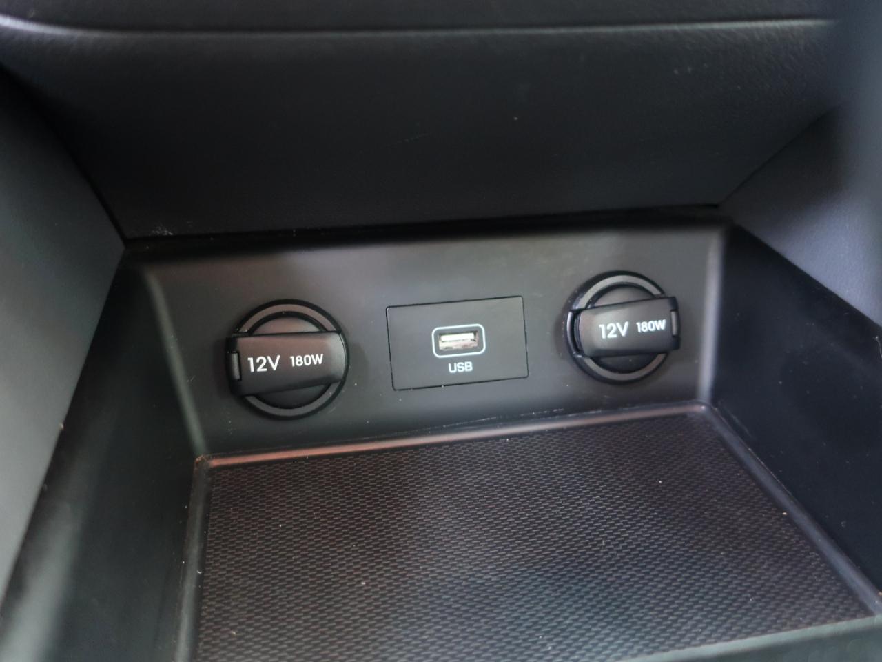 Hyundai Ioniq Hybrid Blue 2020