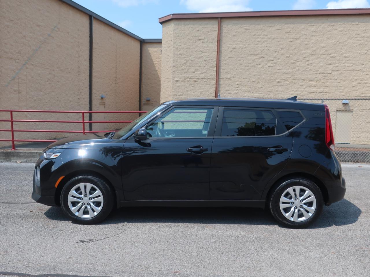 Kia Soul LX CVT 2021