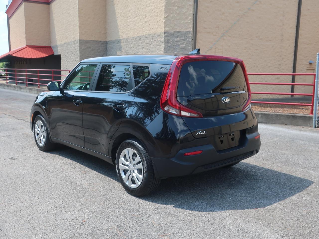Kia Soul LX CVT 2021