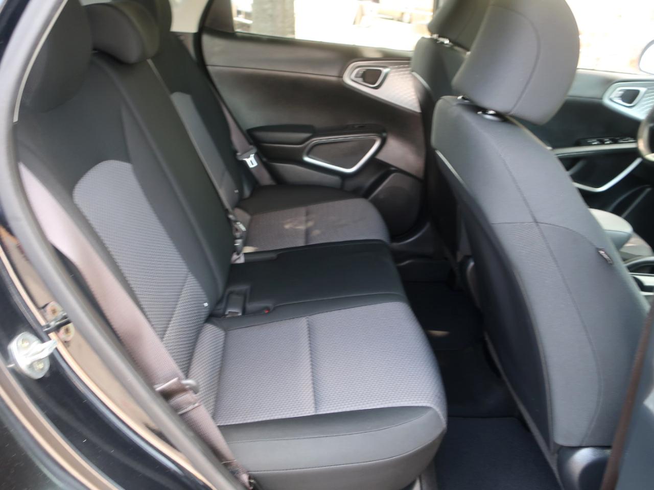 Kia Soul LX CVT 2021