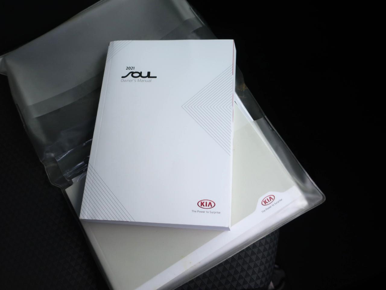 Kia Soul LX CVT 2021