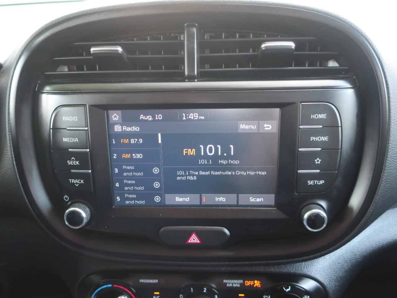 Kia Soul LX CVT 2021