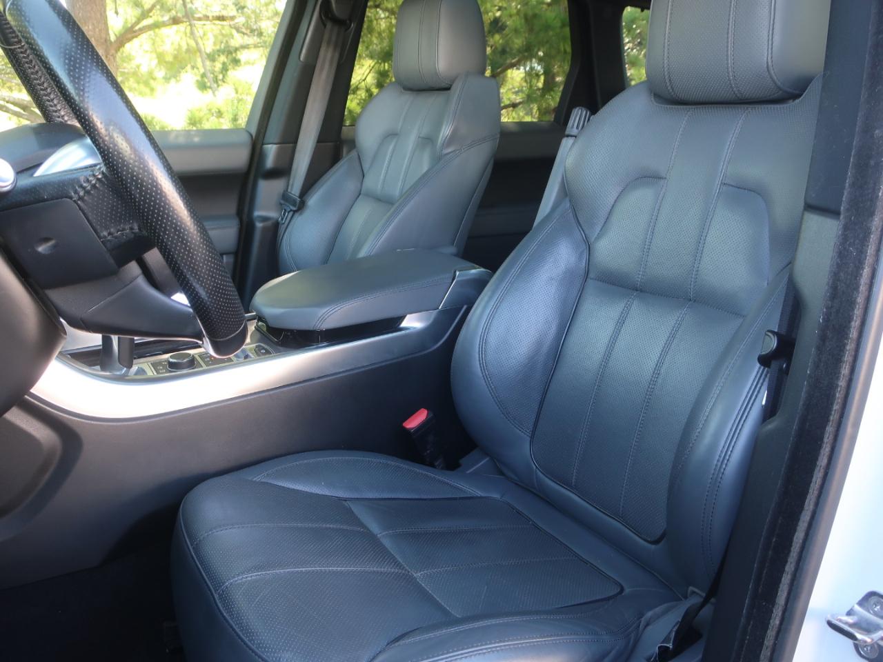 Land Rover Range Rover Sport 3.0L V6 Supercharged HSE 2014