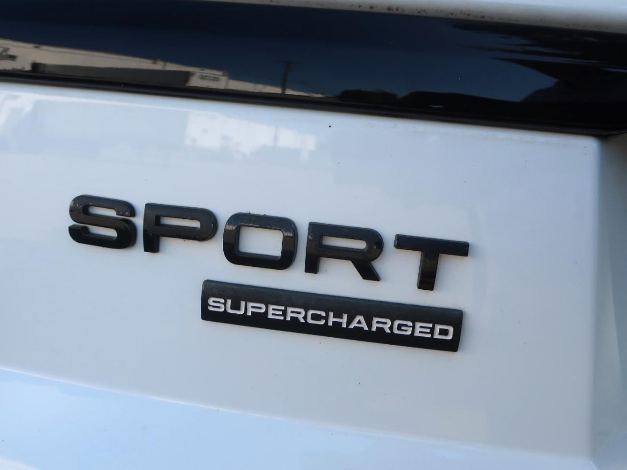 Land Rover Range Rover Sport 3.0L V6 Supercharged HSE 2014