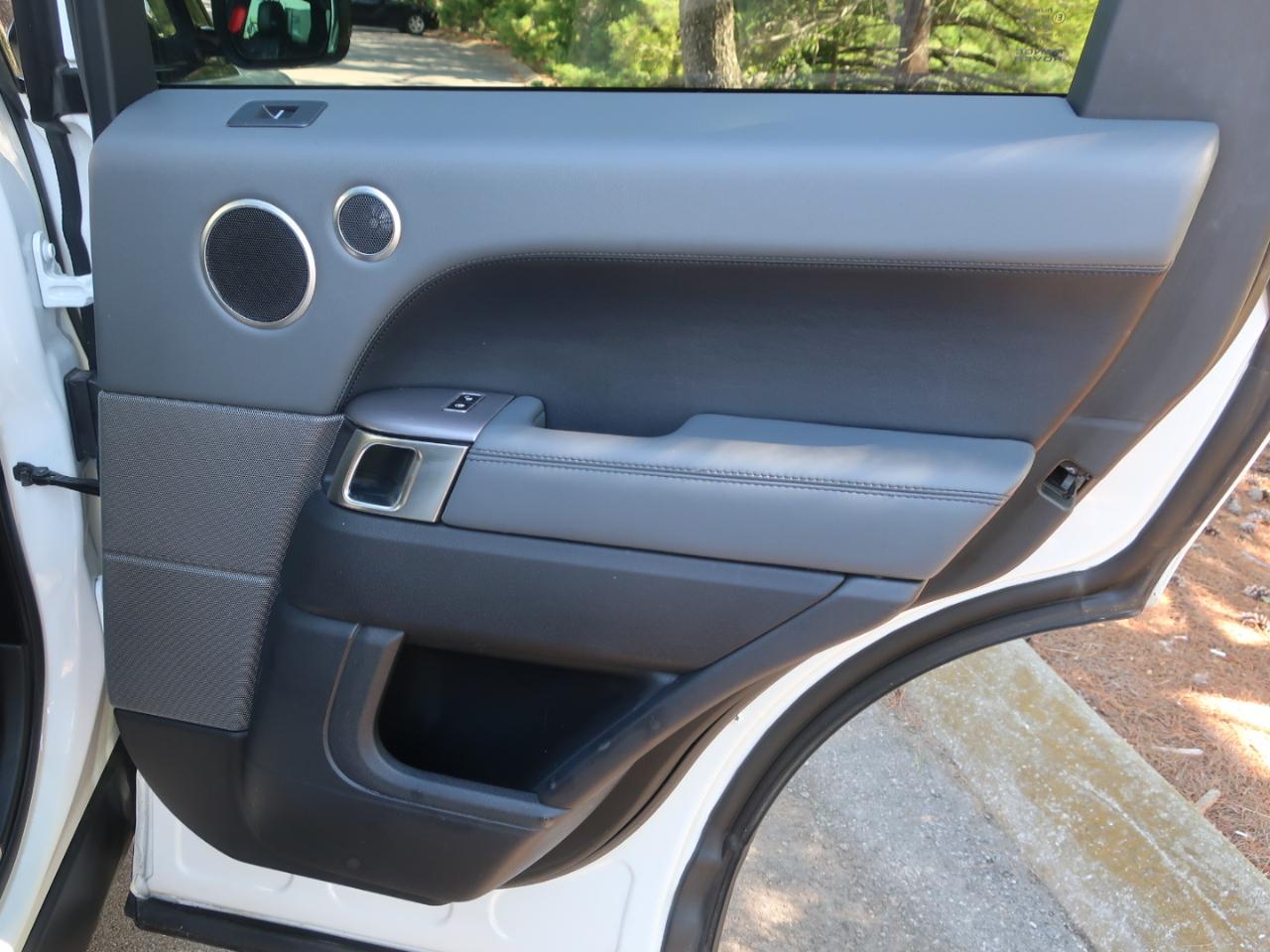 Land Rover Range Rover Sport 3.0L V6 Supercharged HSE 2014
