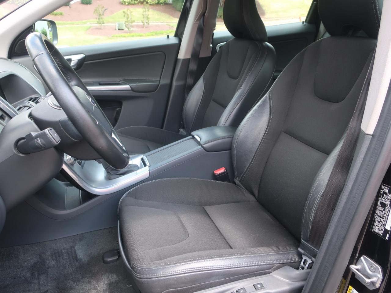 Volvo XC60 T5 FWD Dynamic 2017