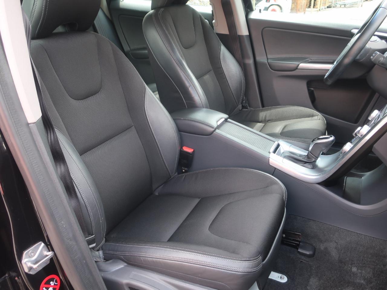 Volvo XC60 T5 FWD Dynamic 2017