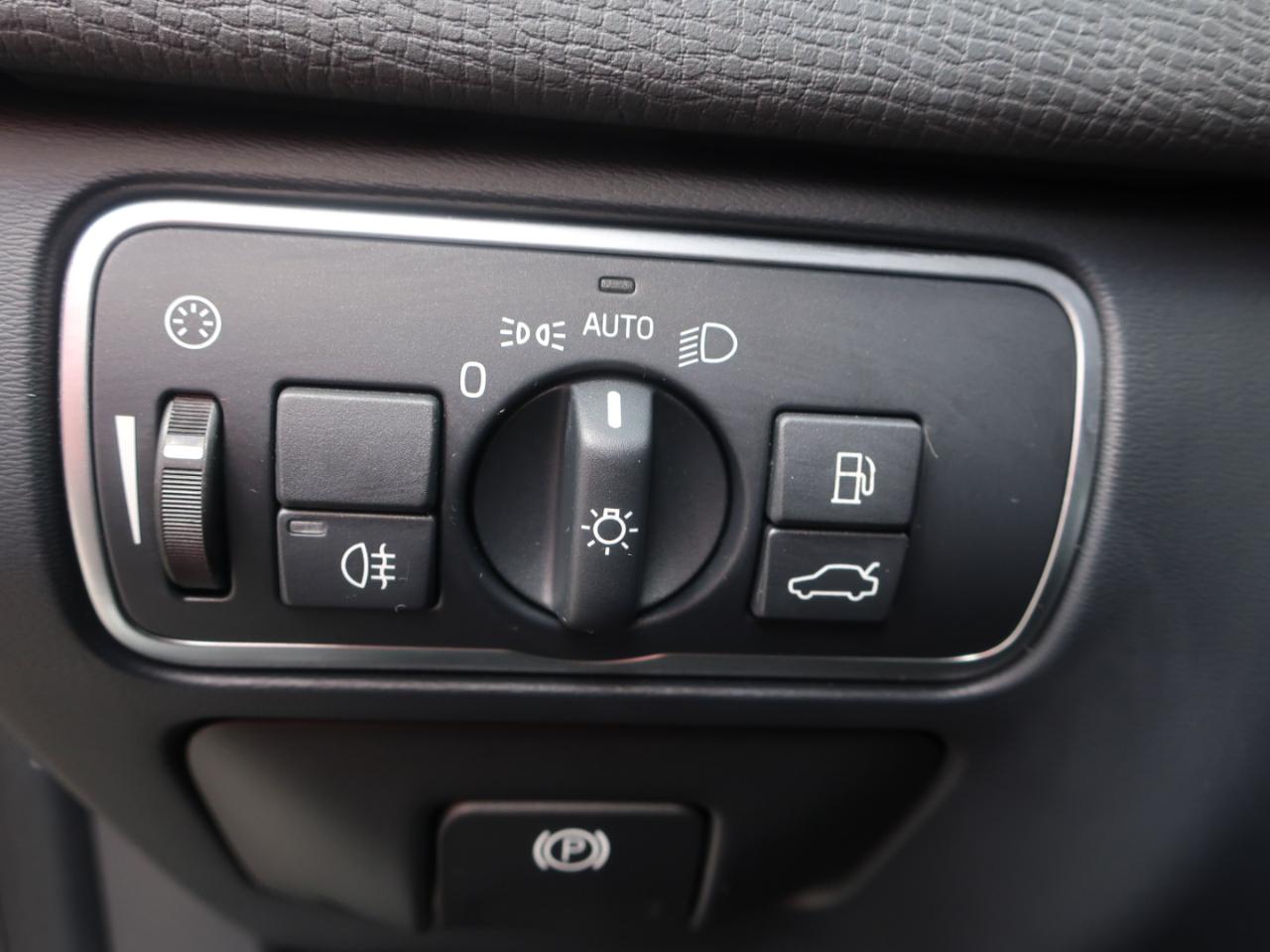 Volvo XC60 T5 FWD Dynamic 2017