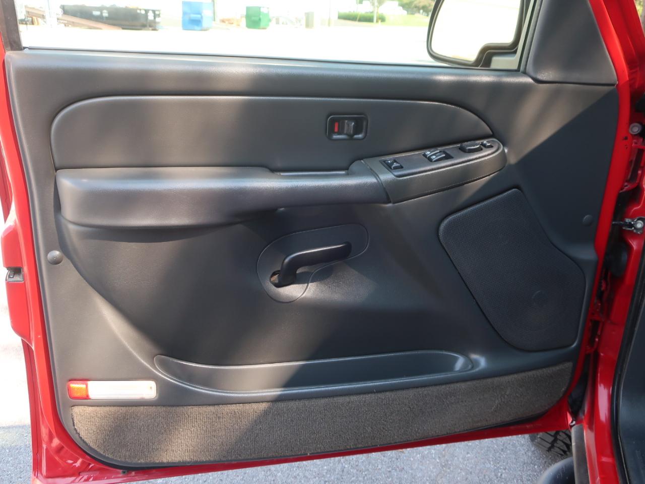 Chevrolet Silverado 1500 Z71 Short Bed 4WD 2004