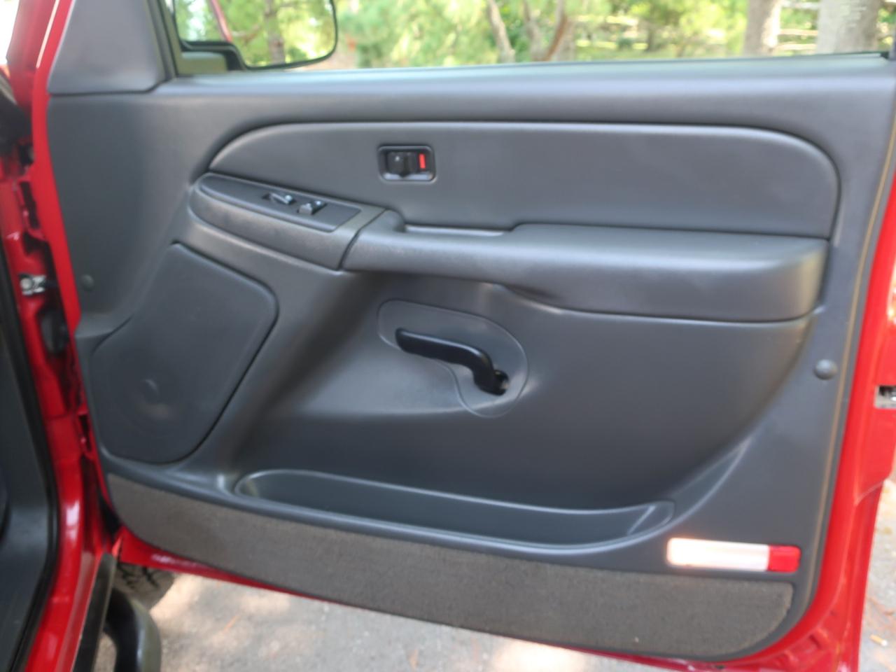 Chevrolet Silverado 1500 Z71 Short Bed 4WD 2004