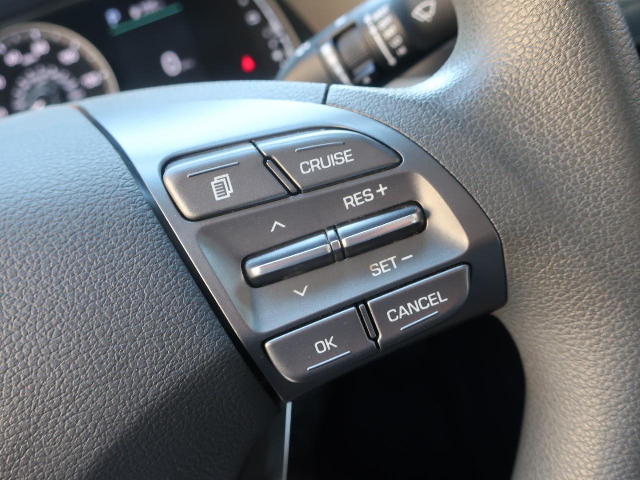 Hyundai Ioniq Hybrid Blue 2020