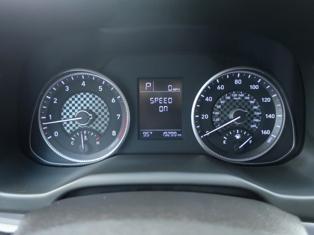 Hyundai Elantra SE 6AT 2019