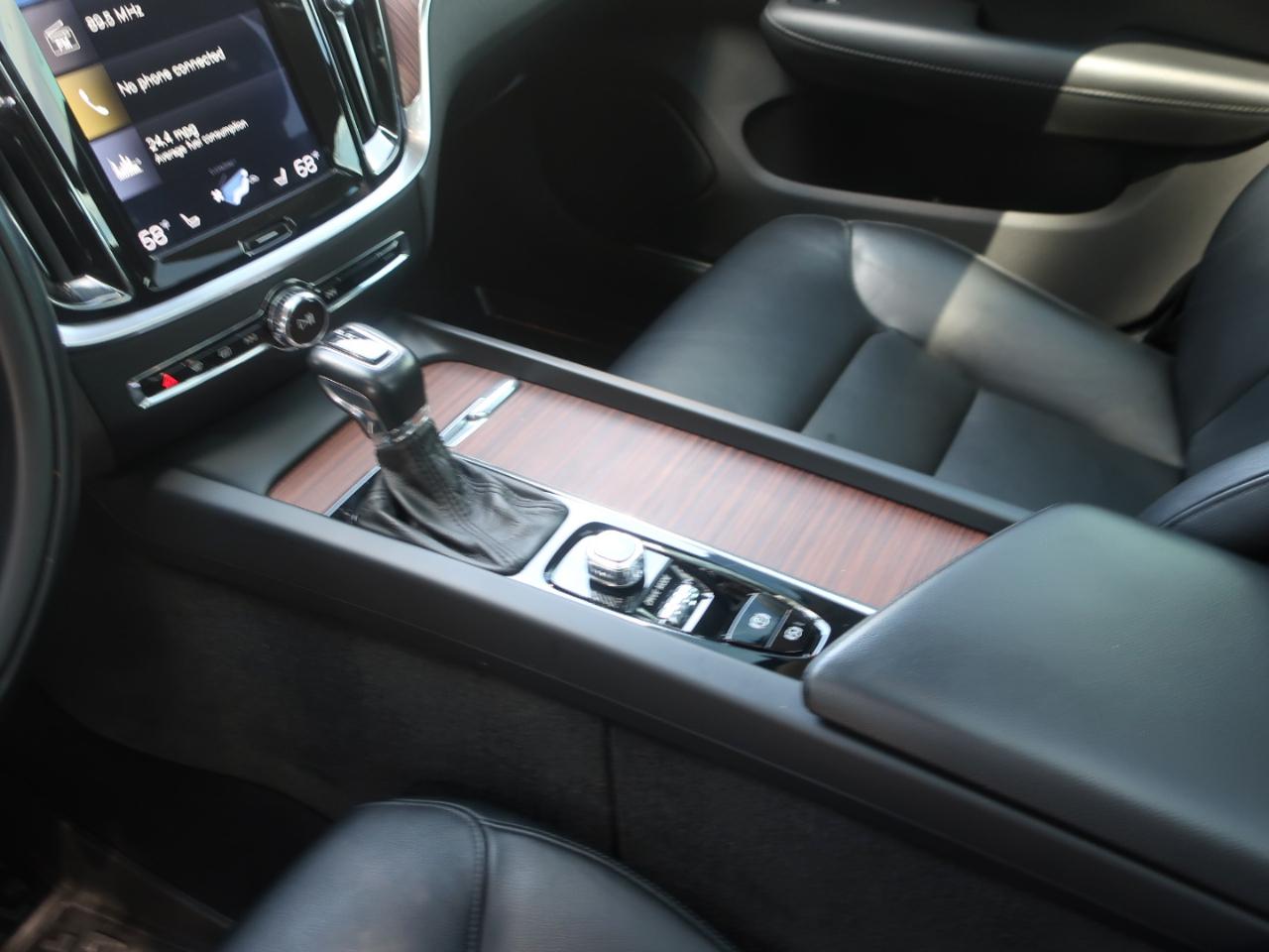 Volvo S60 T5 Momentum 2019