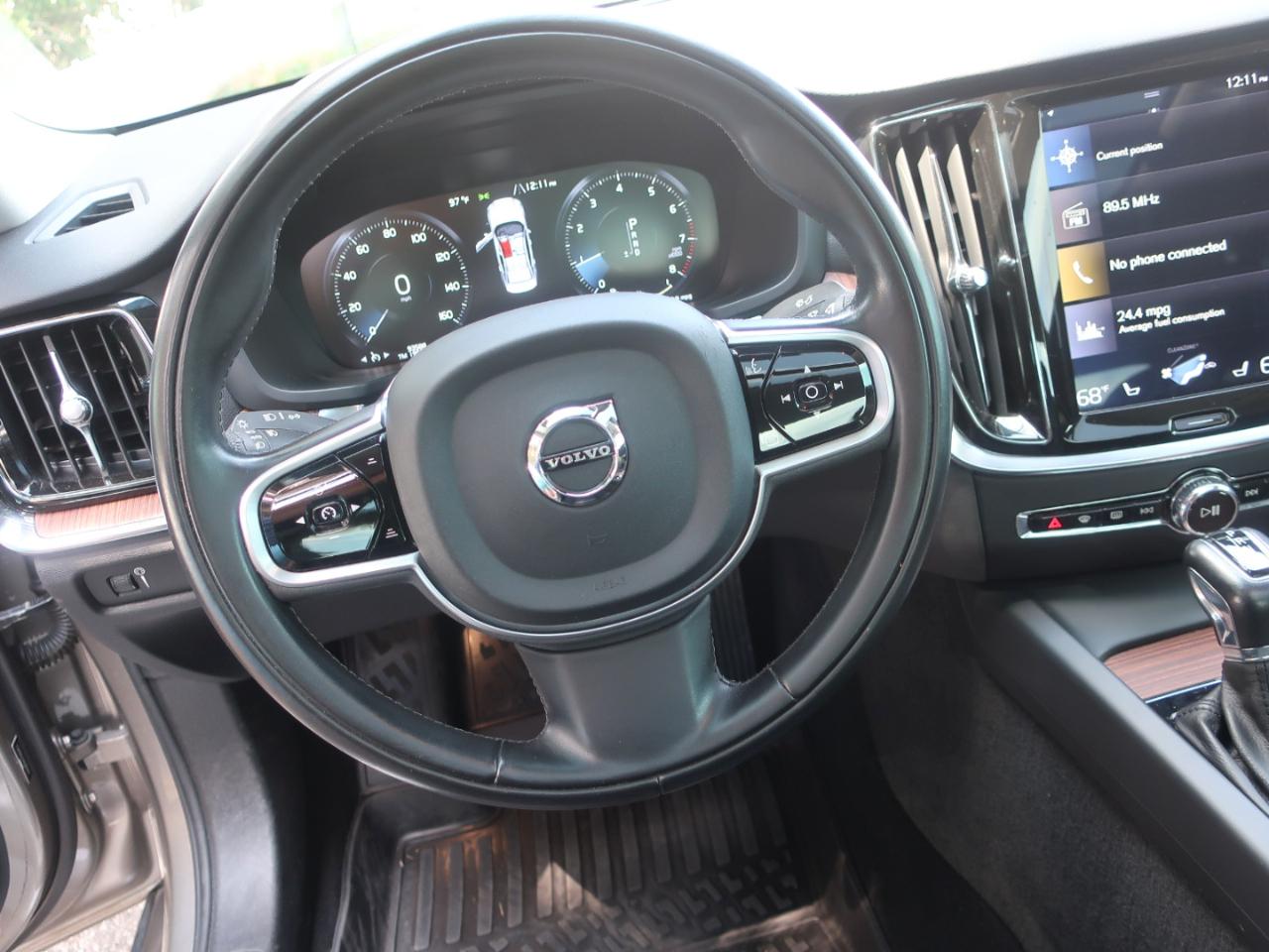 Volvo S60 T5 Momentum 2019