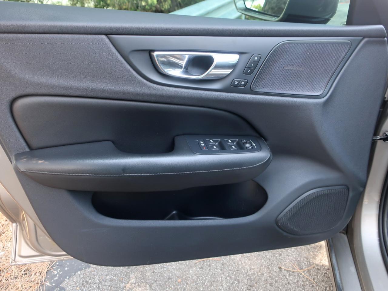 Volvo S60 T5 Momentum 2019
