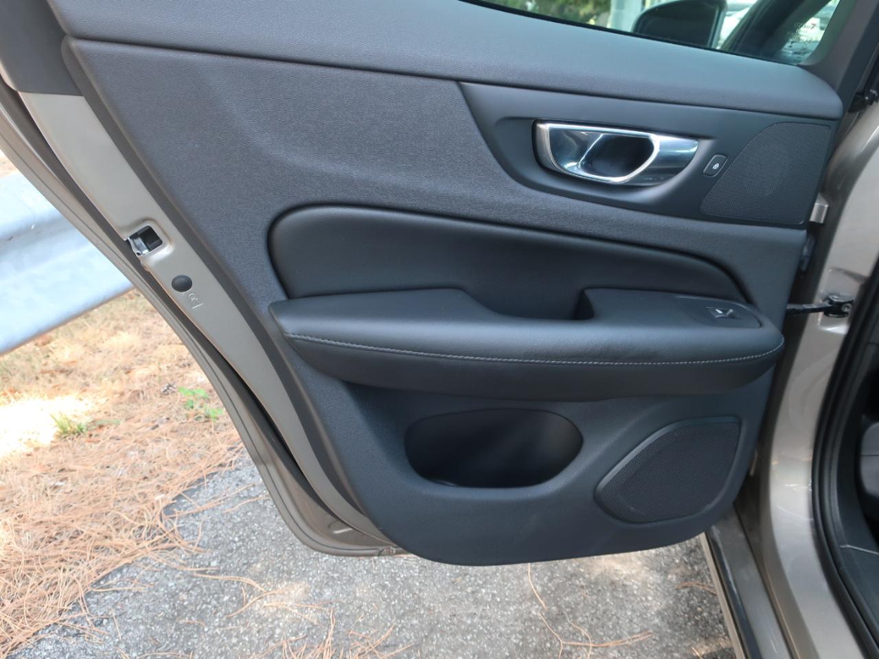 Volvo S60 T5 Momentum 2019