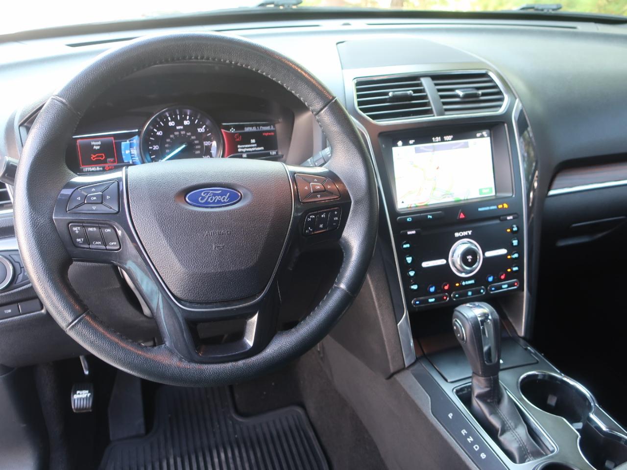 Ford Explorer Limited FWD 2019