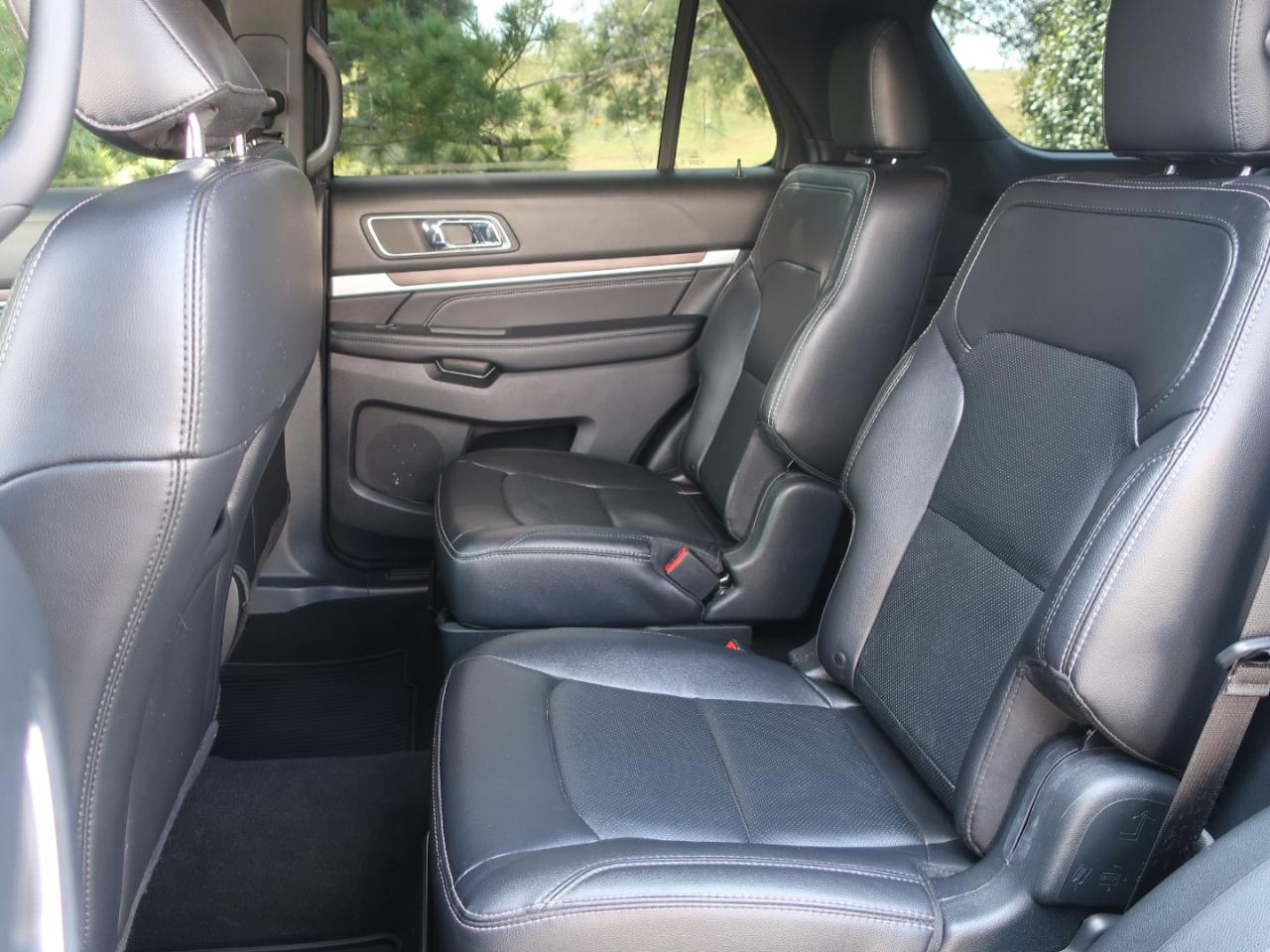 Ford Explorer Limited FWD 2019
