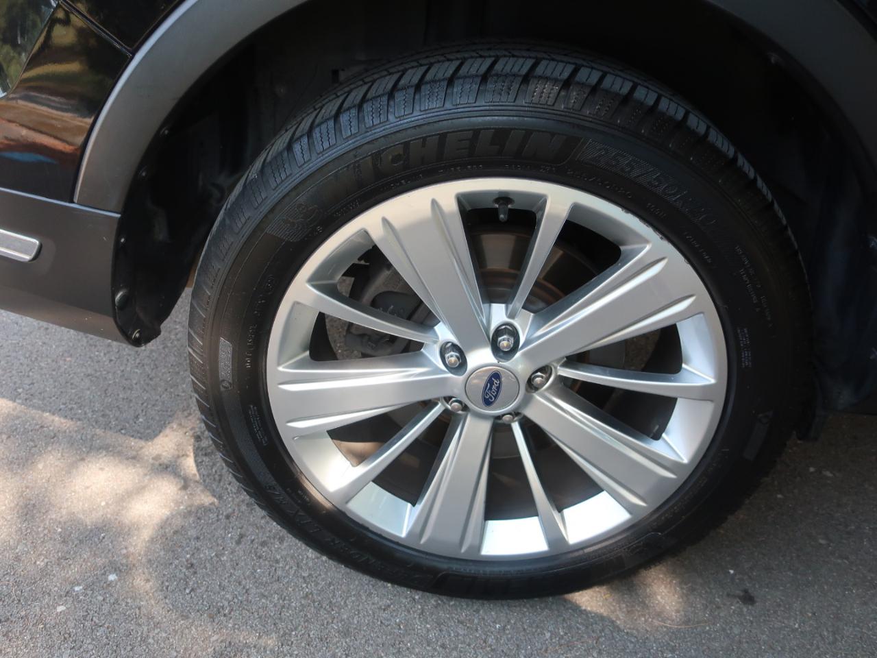 Ford Explorer Limited FWD 2019