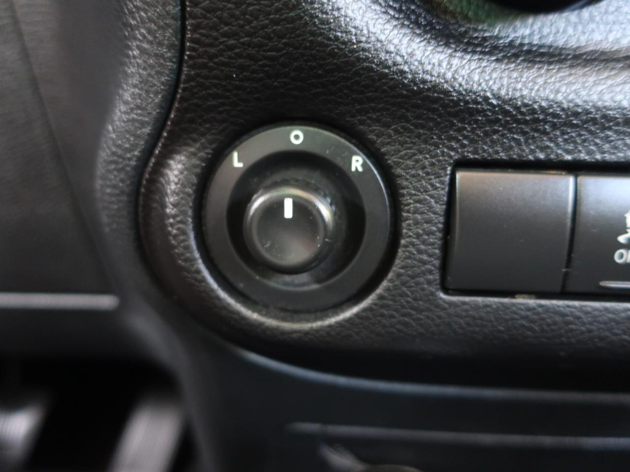 Jeep Wrangler Unlimited Sahara 4WD 2011