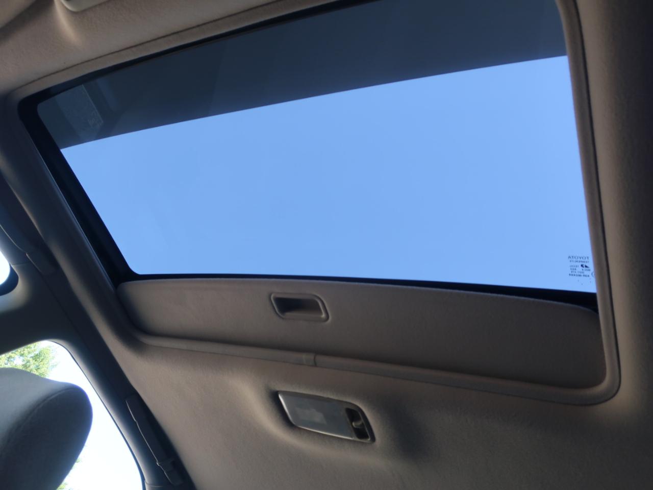 Toyota Camry LE 2001