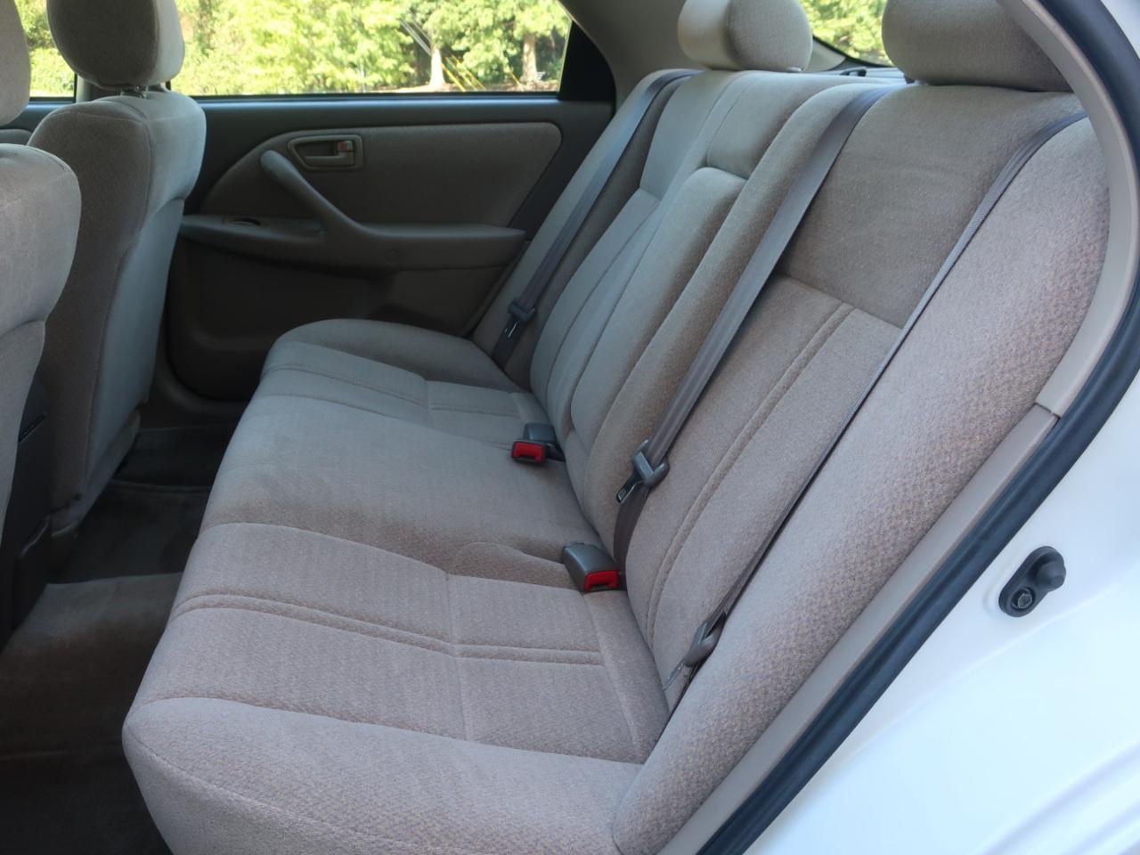 Toyota Camry LE 2001