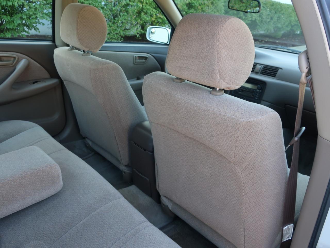 Toyota Camry LE 2001