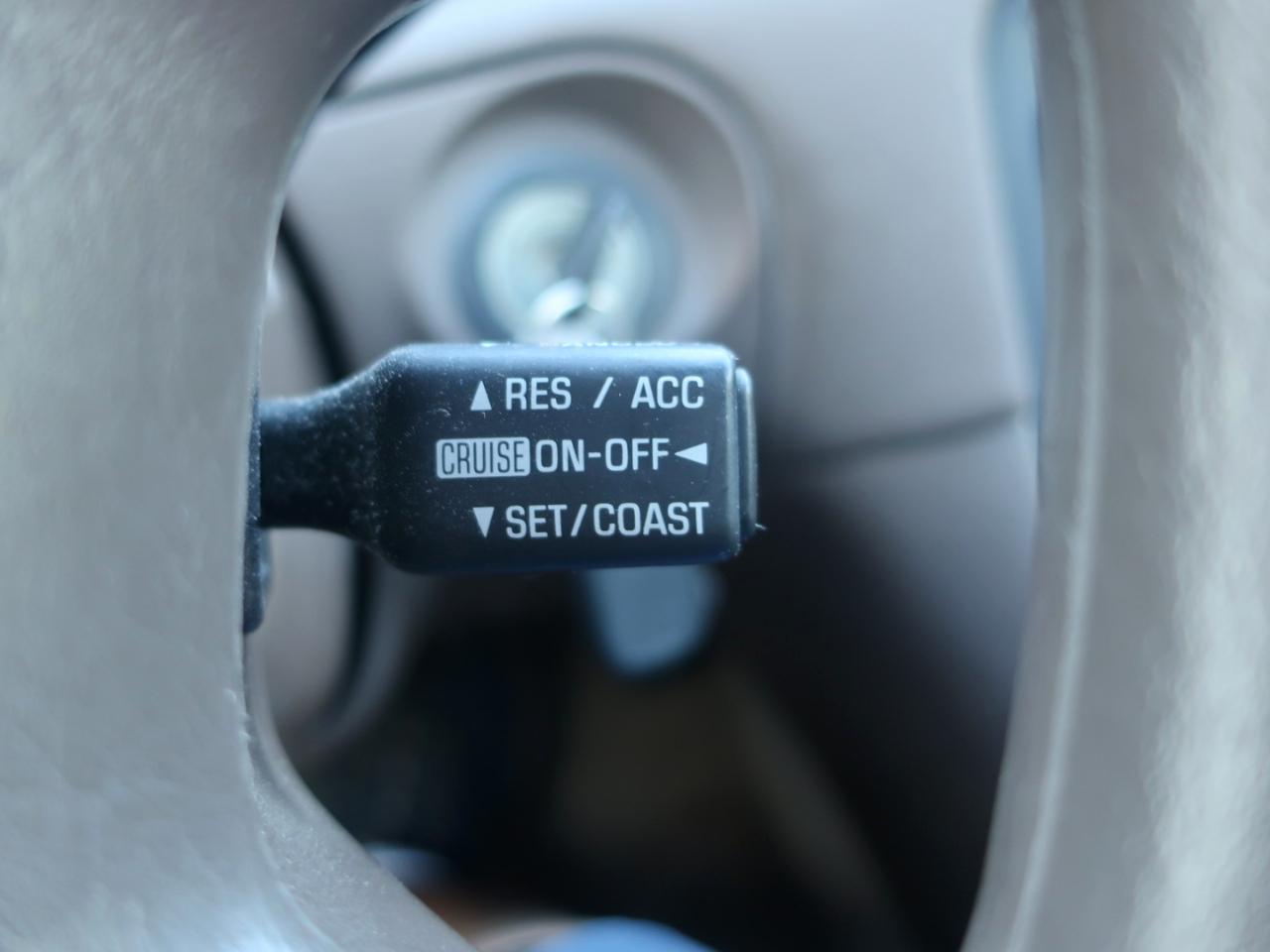 Toyota Camry LE 2001