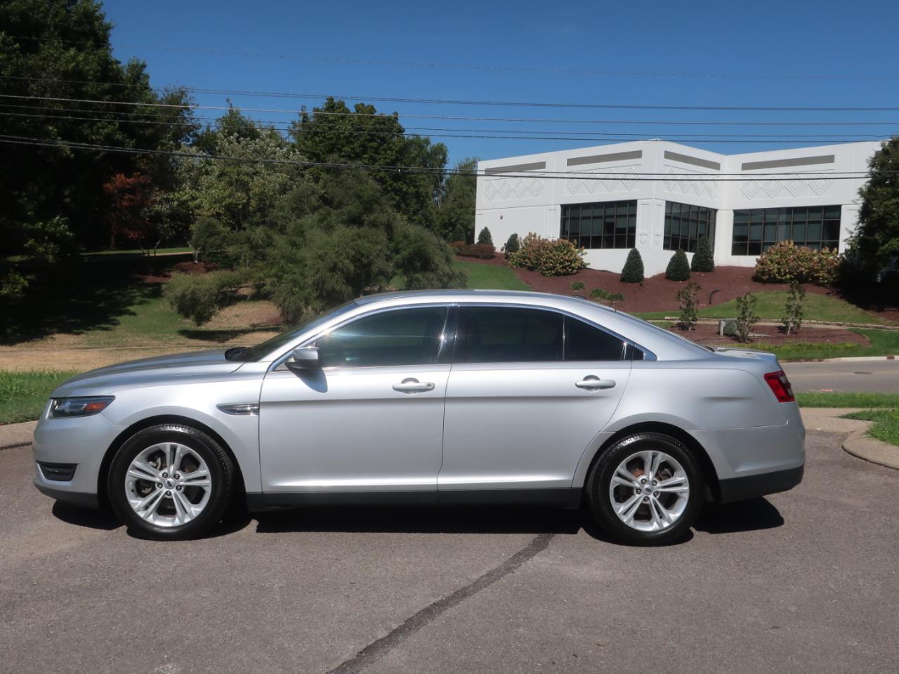 Ford Taurus SEL FWD 2017