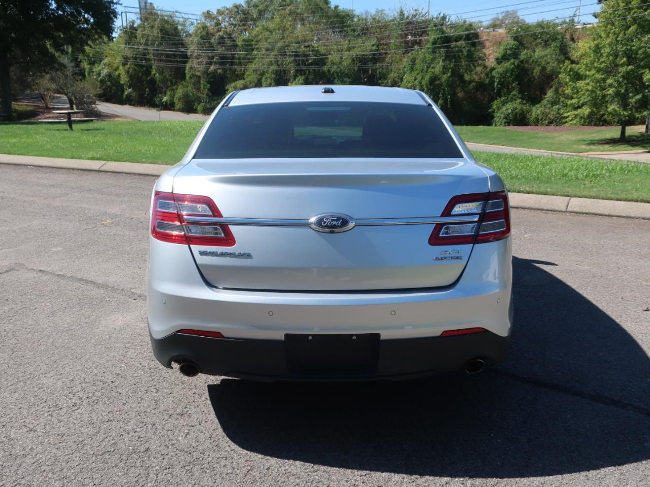 Ford Taurus SEL FWD 2017