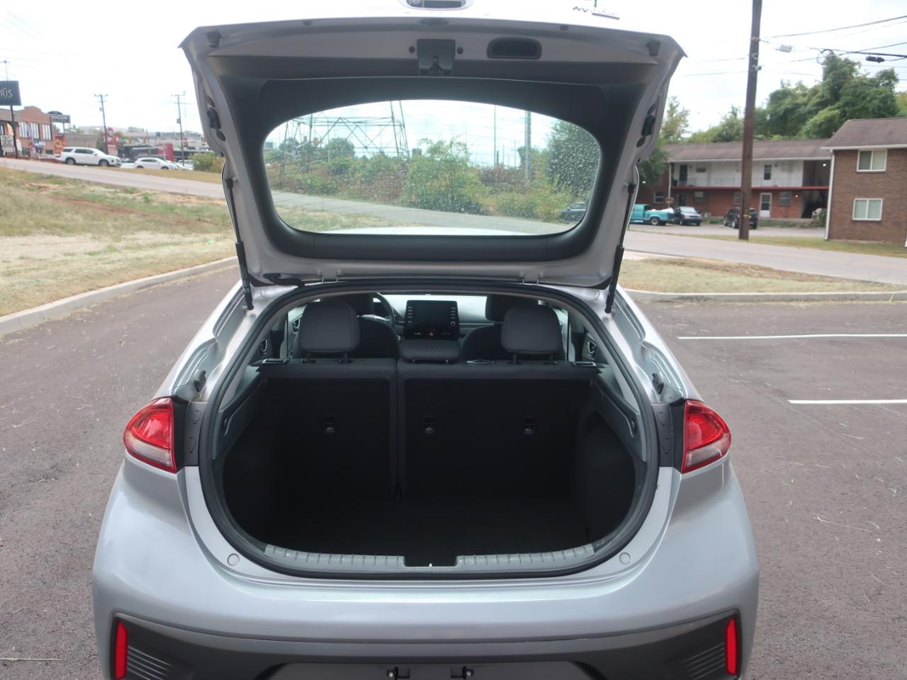 Hyundai Ioniq Hybrid Blue 2020