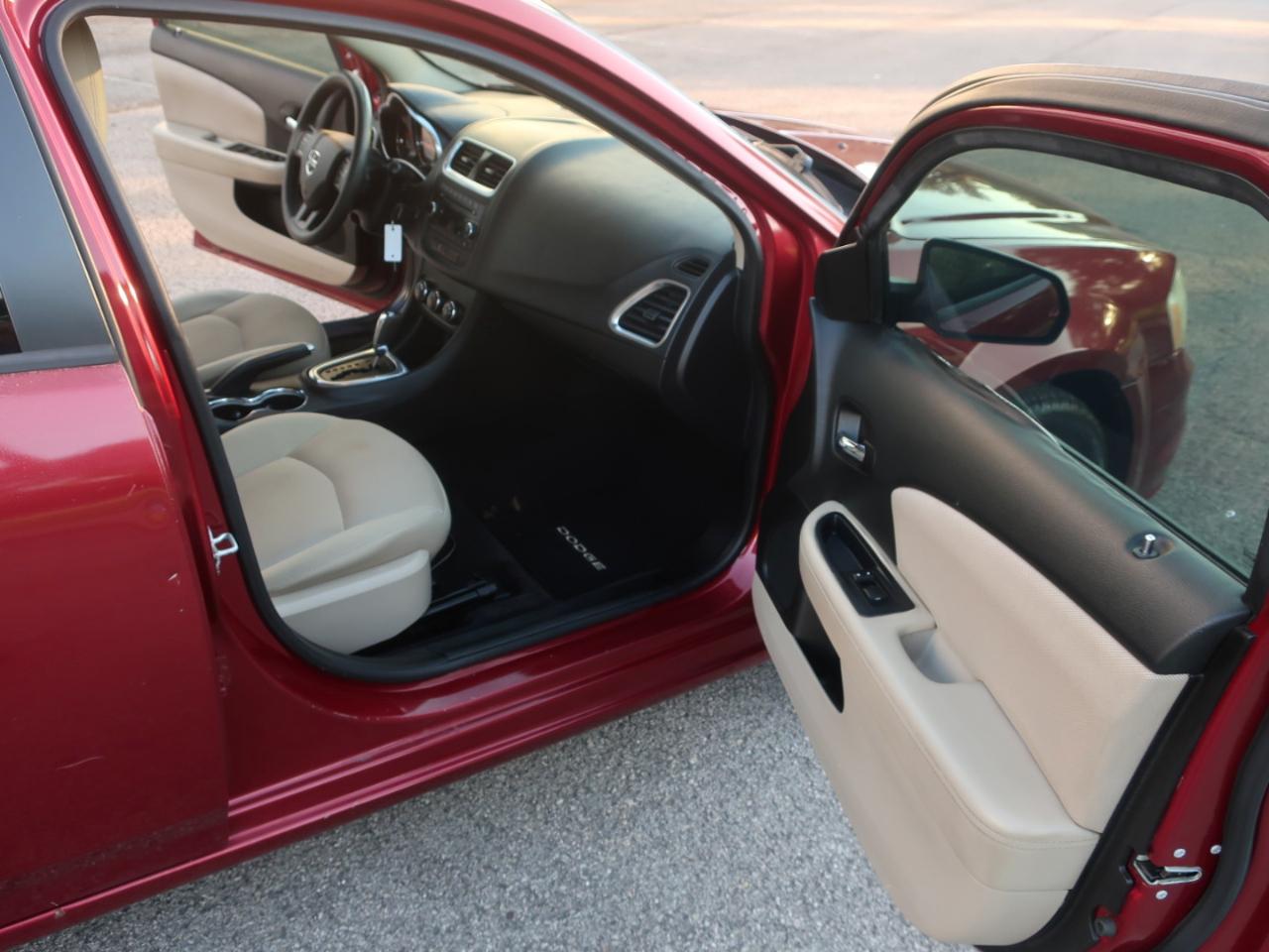 Dodge Avenger SE 2014