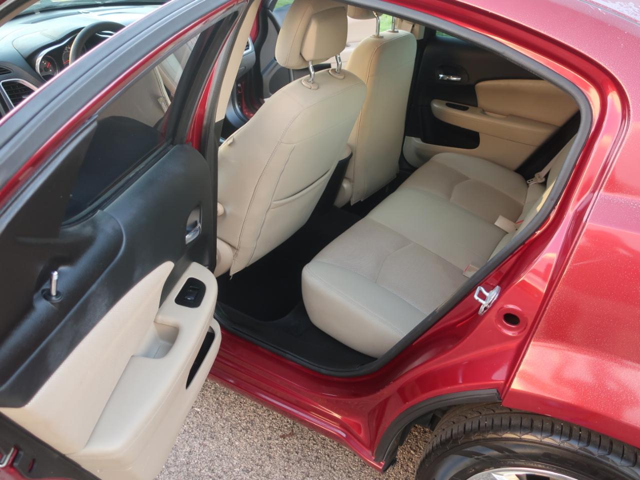 Dodge Avenger SE 2014