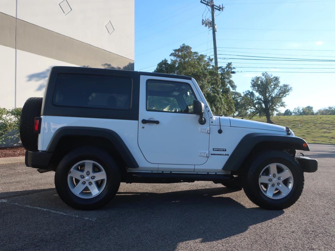 Jeep Wrangler Sport 4WD 2015
