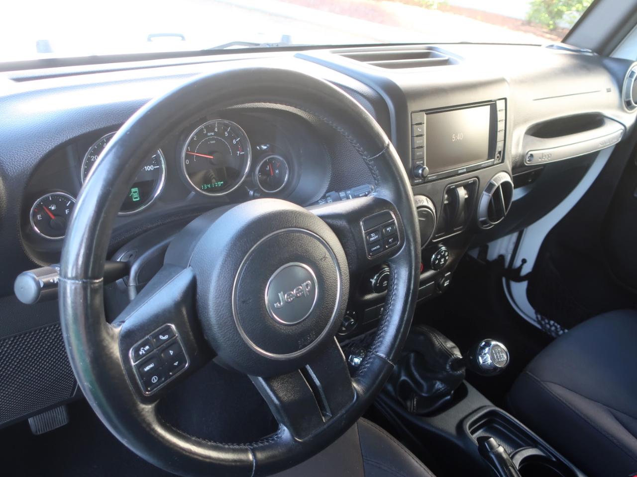 Jeep Wrangler Sport 4WD 2015