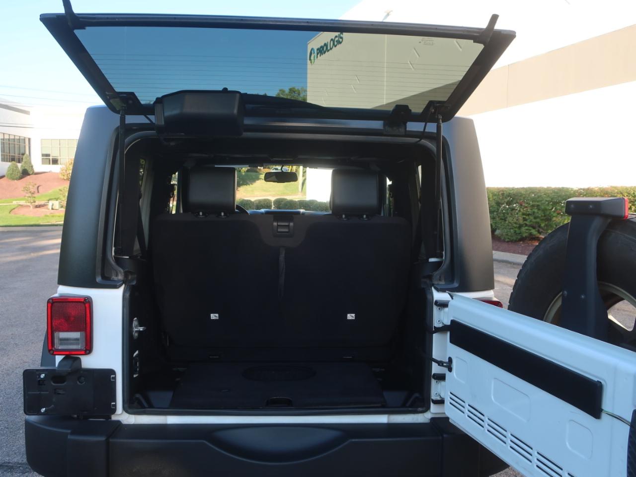 Jeep Wrangler Sport 4WD 2015