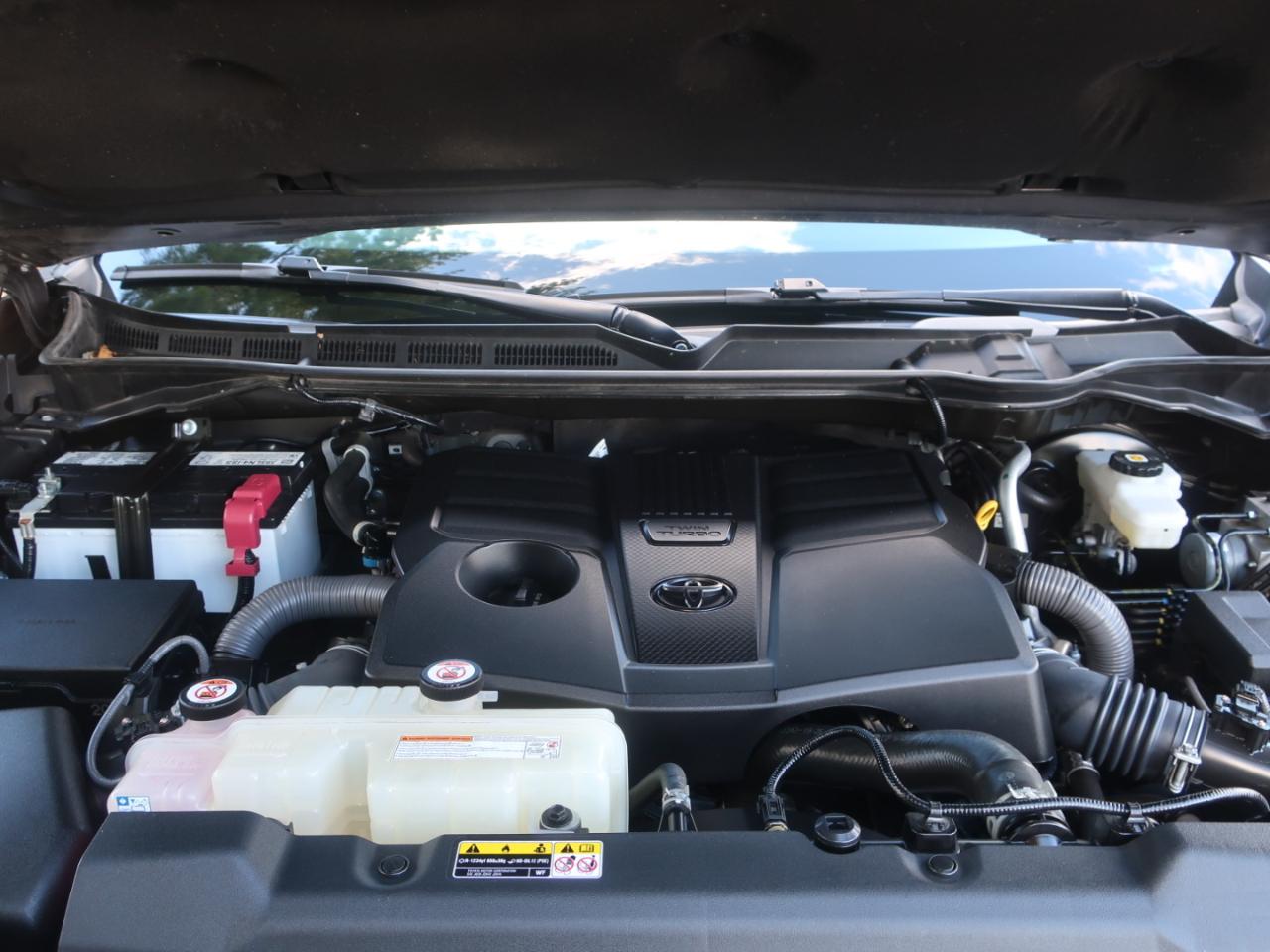 Toyota Tundra SR5 CrewMax 4WD 2023