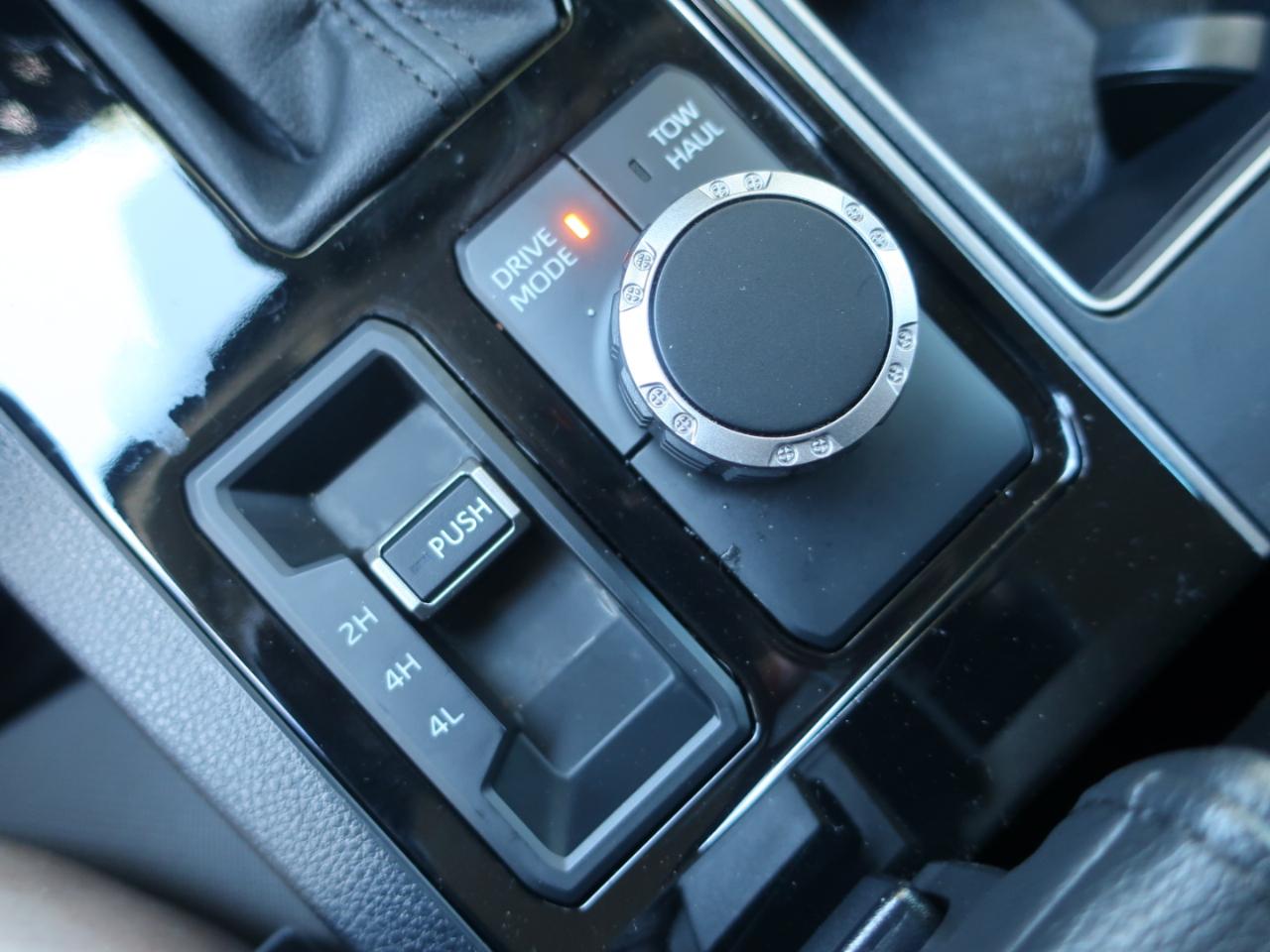 Toyota Tundra SR5 CrewMax 4WD 2023