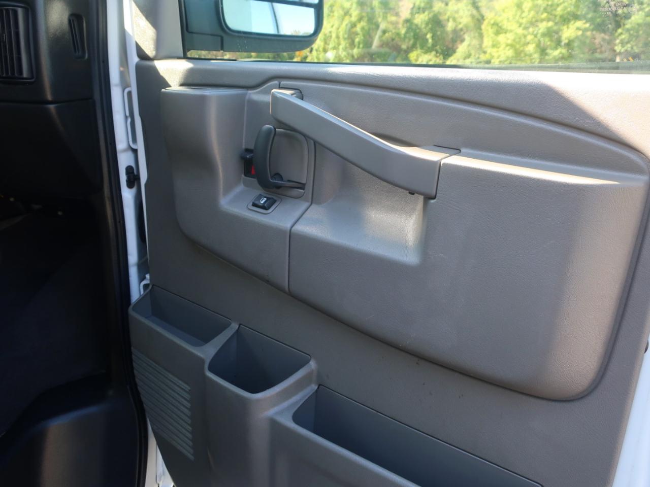 Chevrolet Express LS 3500 Extended 2023