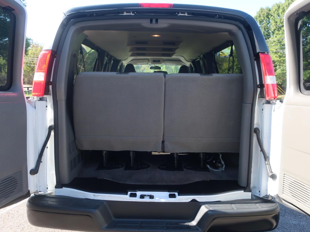 Chevrolet Express LS 3500 Extended 2023