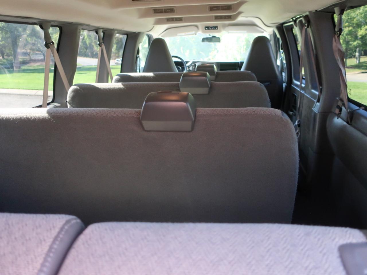 Chevrolet Express LS 3500 Extended 2023