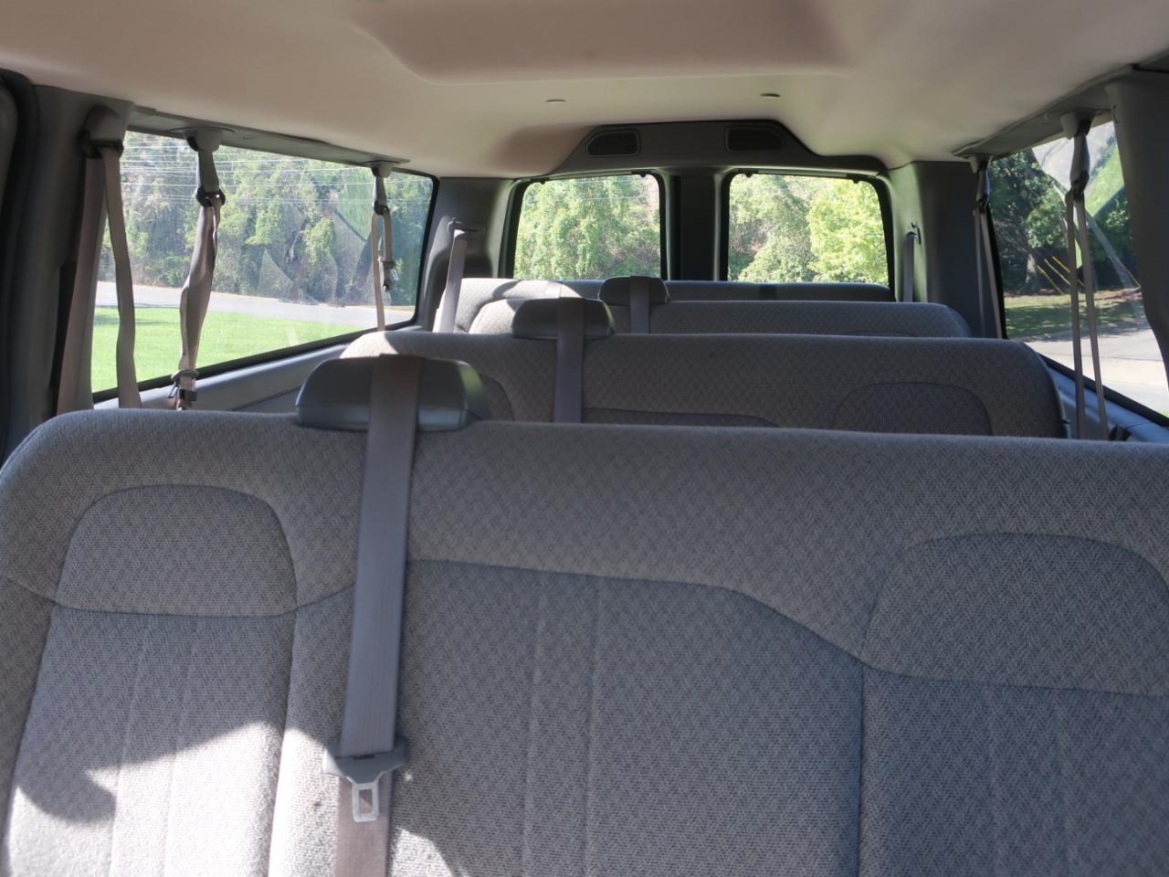 Chevrolet Express LS 3500 Extended 2023