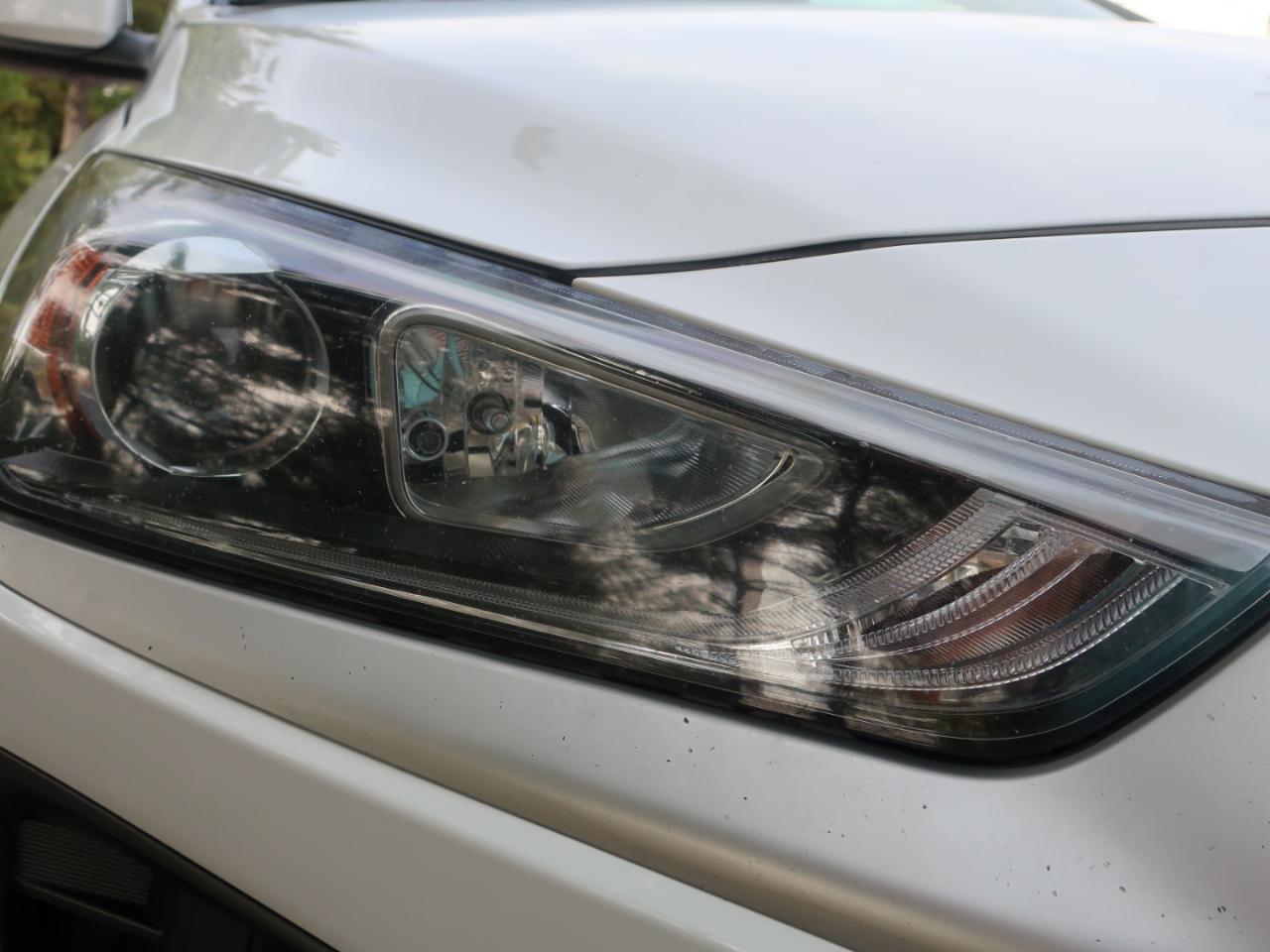 Hyundai Ioniq Hybrid Blue 2020