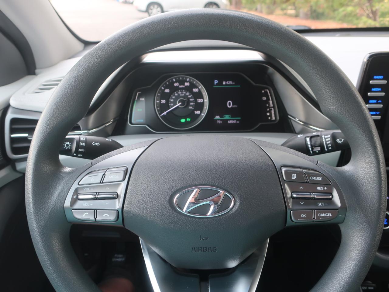 Hyundai Ioniq Hybrid Blue 2020