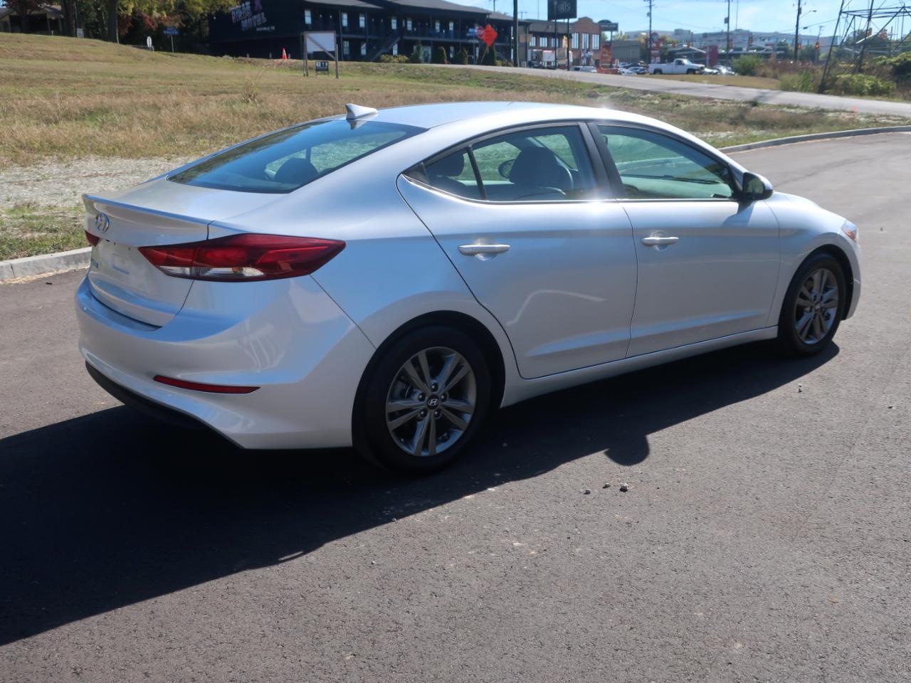 Hyundai Elantra SEL 2.0L Auto 2018