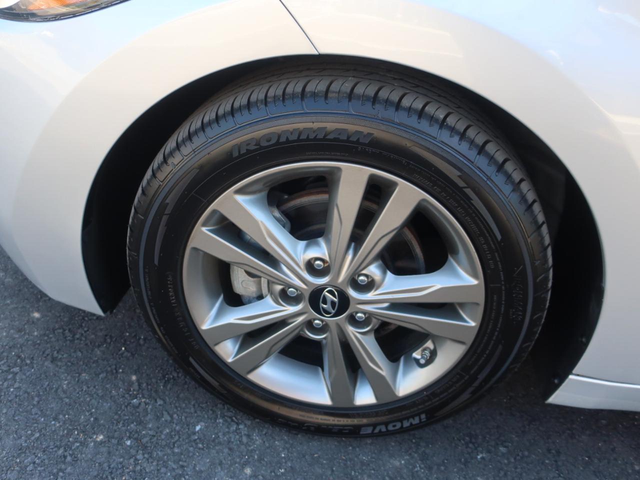 Hyundai Elantra SEL 2.0L Auto 2018